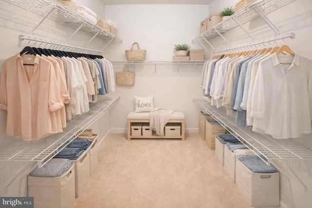 4619 OLIVINE DR, Chantilly, VA 20151