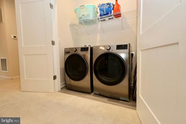 4619 OLIVINE DR, Chantilly, VA 20151