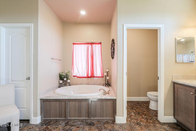 8400 N THUNDERBIRD Road, Maricopa, AZ 85139