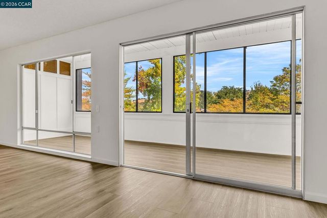 1108 Fairlawn Ct. 6, Walnut Creek, CA 94595