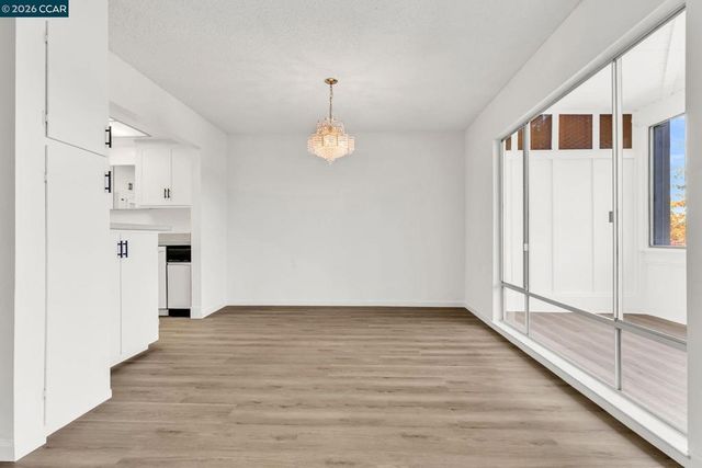 1108 Fairlawn Ct. 6, Walnut Creek, CA 94595