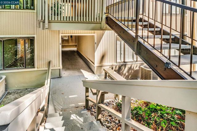 1108 Fairlawn Ct. 6, Walnut Creek, CA 94595