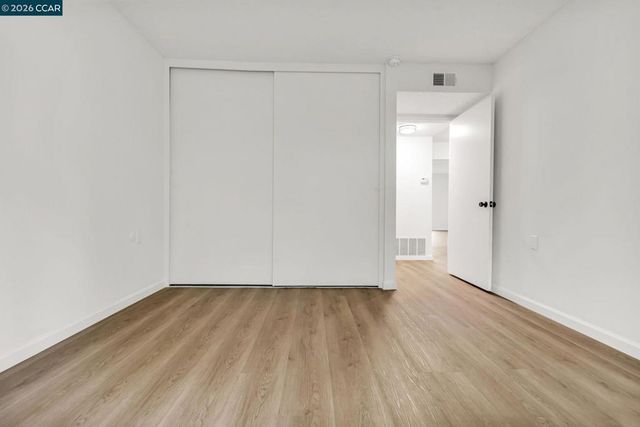 1108 Fairlawn Ct. 6, Walnut Creek, CA 94595