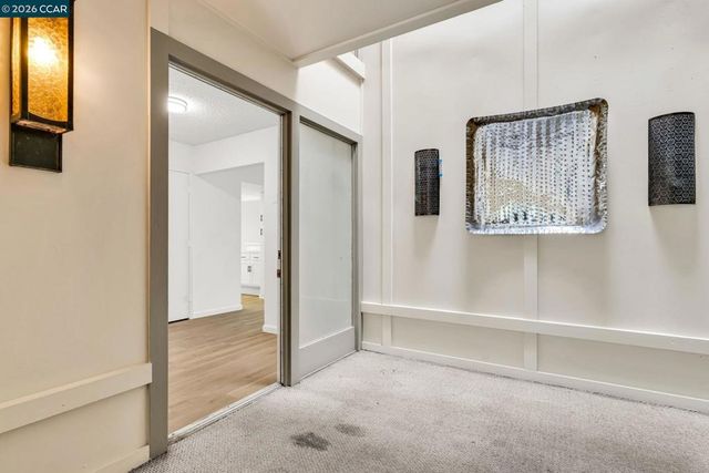 1108 Fairlawn Ct. 6, Walnut Creek, CA 94595