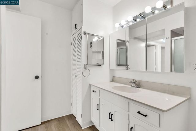 1108 Fairlawn Ct. 6, Walnut Creek, CA 94595