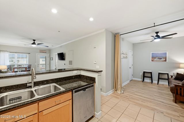 1500 Cadfel Court Unit 302, Wilmington, NC 28412