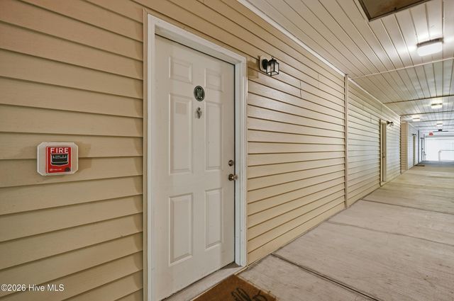 1500 Cadfel Court Unit 302, Wilmington, NC 28412