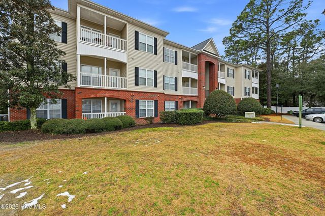 1500 Cadfel Court Unit 302, Wilmington, NC 28412