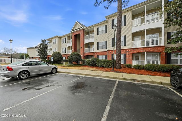 1500 Cadfel Court Unit 302, Wilmington, NC 28412