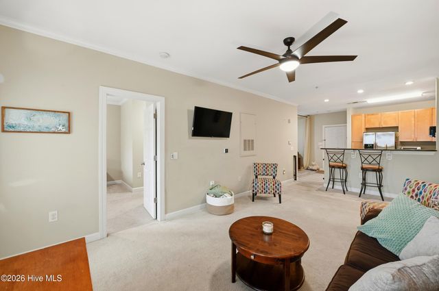 1500 Cadfel Court Unit 302, Wilmington, NC 28412