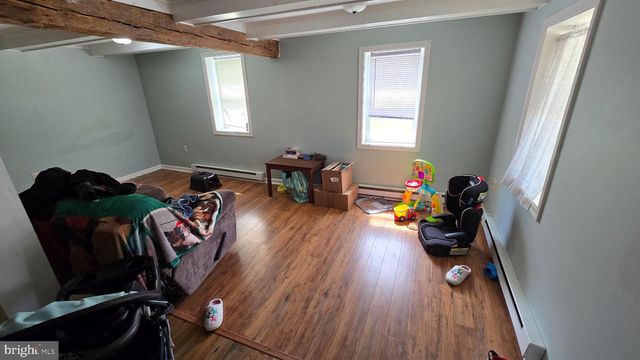 327 N MAIN ST, York, PA 17403