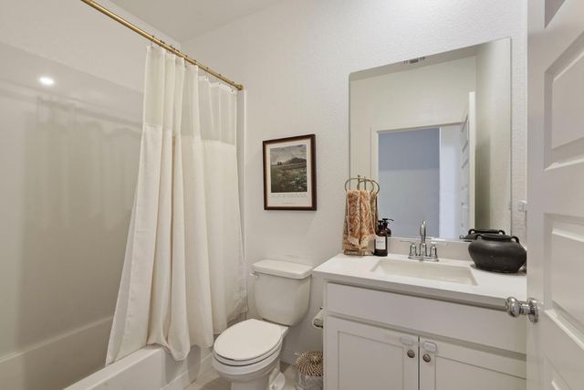 10368 Tower Hill Dr, Stockton, CA 95219