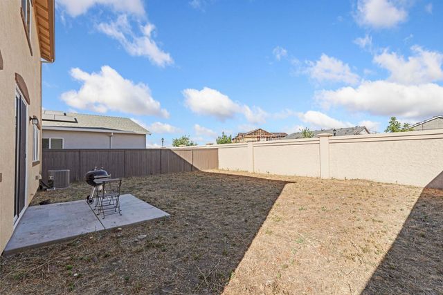 10368 Tower Hill Dr, Stockton, CA 95219