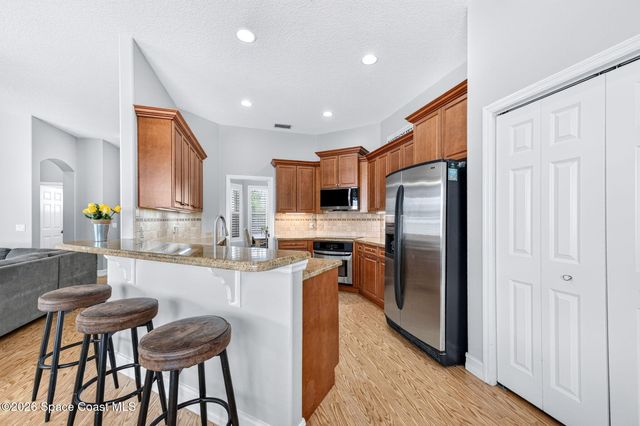 1122 Vestavia Circle, Melbourne, FL 32940