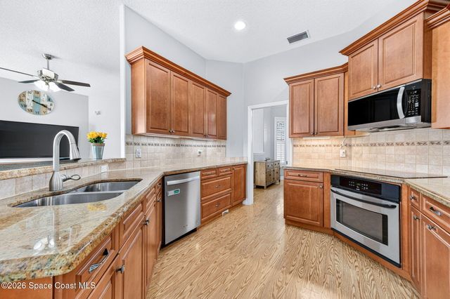 1122 Vestavia Circle, Melbourne, FL 32940