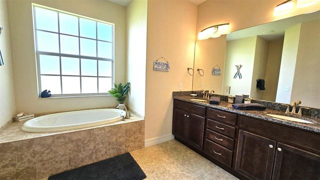 15506 MEACHAM CIRCLE, Port Charlotte, FL 33981