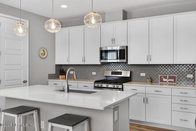 12 WARDS RAVINE Way, St. Johns, FL 32259