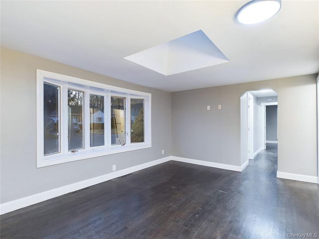 115 Clinton Avenue, Patchogue, NY 11772