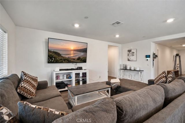 246 Scarlet Oak, San Jacinto, CA 92583