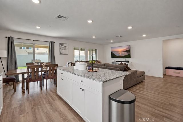 246 Scarlet Oak, San Jacinto, CA 92583