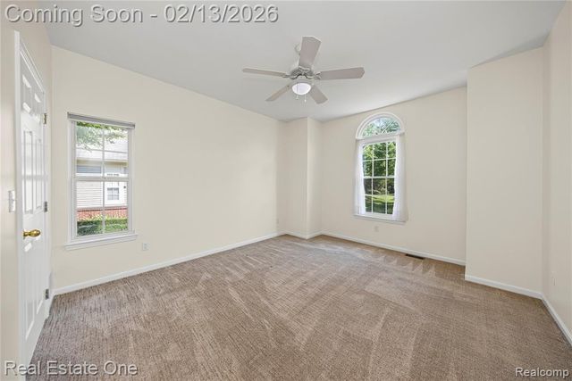 38282 Saratoga Circle, Farmington Hills, MI 48331