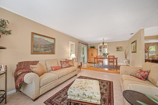 430 Flower Dr, Folsom, CA 95630