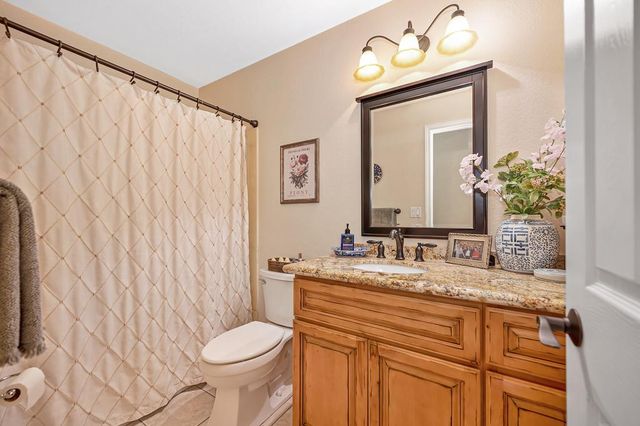 430 Flower Dr, Folsom, CA 95630