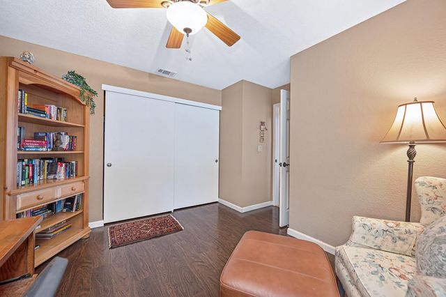 430 Flower Dr, Folsom, CA 95630