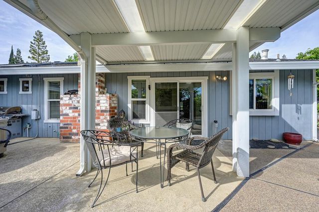 430 Flower Dr, Folsom, CA 95630