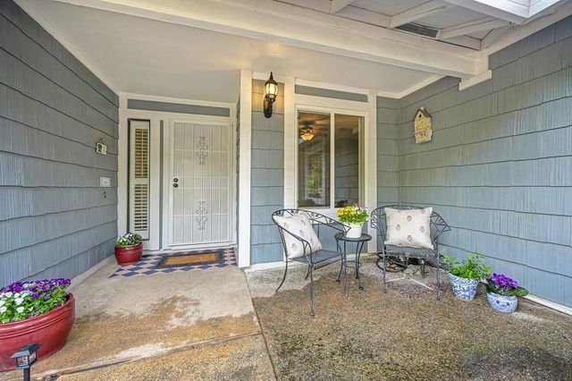 430 Flower Dr, Folsom, CA 95630