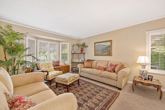 430 Flower Dr, Folsom, CA 95630