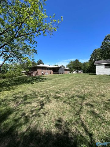 468 Becky Allen Circle, Rainbow City, AL 35906