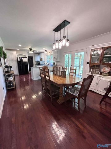 468 Becky Allen Circle, Rainbow City, AL 35906