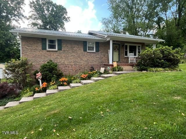 281 Canterbury Lane, Bristol, VA 24201