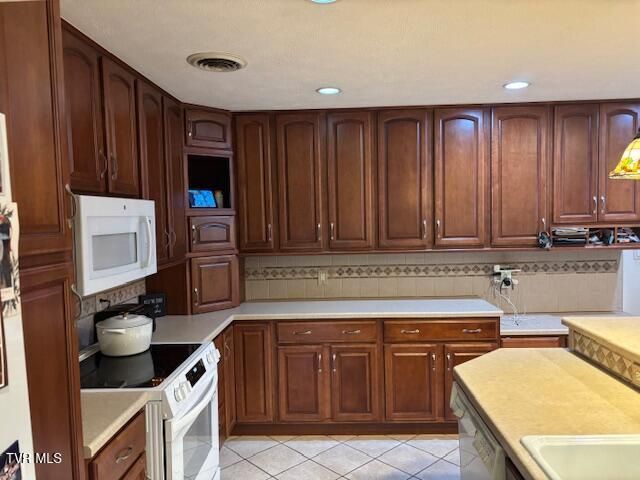 281 Canterbury Lane, Bristol, VA 24201