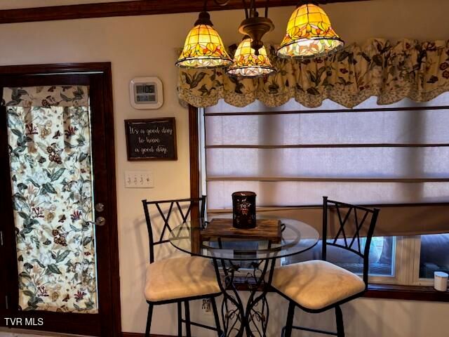 281 Canterbury Lane, Bristol, VA 24201