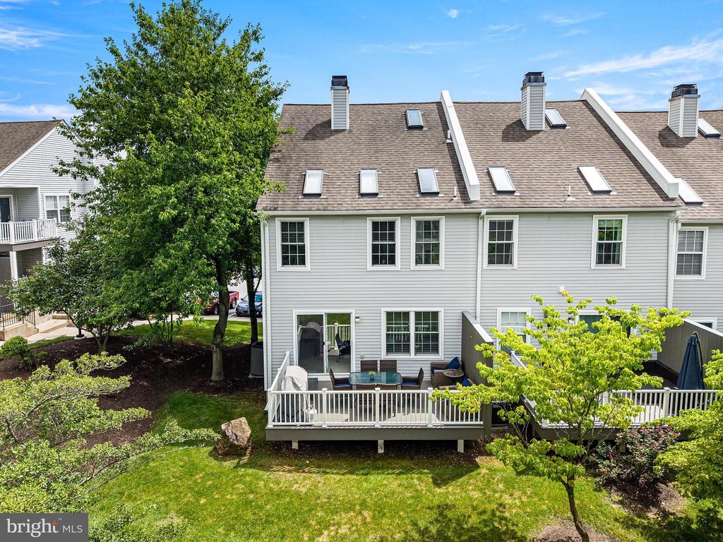 342 HUNTINGTON CT, WEST CHESTER, PA 19380 — photo 5