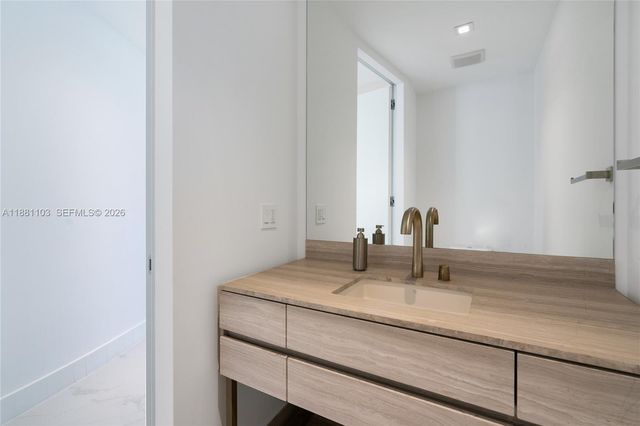 18975 Collins Avenue 1104, Sunny Isles Beach, FL 33160