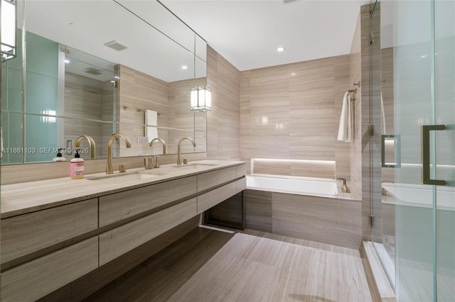 18975 Collins Avenue 1104, Sunny Isles Beach, FL 33160