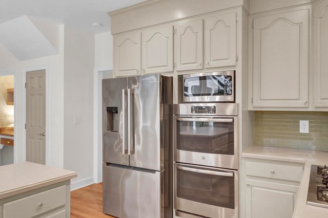 312 E Shepard Lane, Summerville, SC 29483