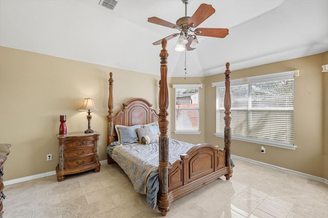 2610 Oxford Oaks Lane, Corinth, TX 76210