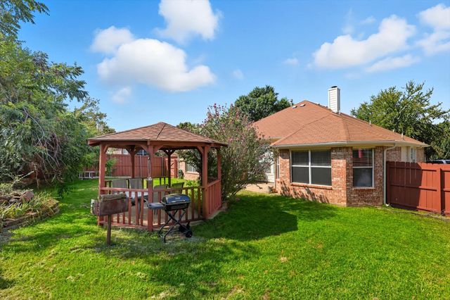 2610 Oxford Oaks Lane, Corinth, TX 76210