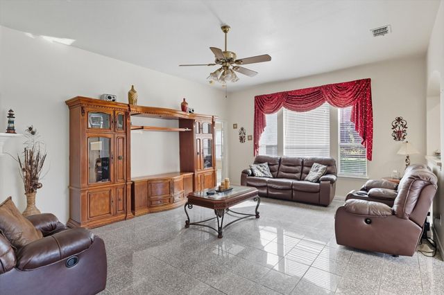 2610 Oxford Oaks Lane, Corinth, TX 76210