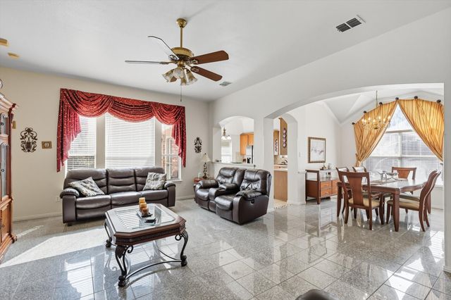 2610 Oxford Oaks Lane, Corinth, TX 76210