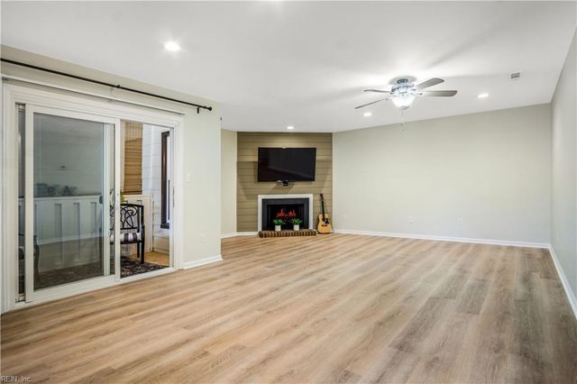 310 Patriot Ln Unit F, Williamsburg, VA 23185
