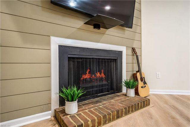 310 Patriot Ln Unit F, Williamsburg, VA 23185