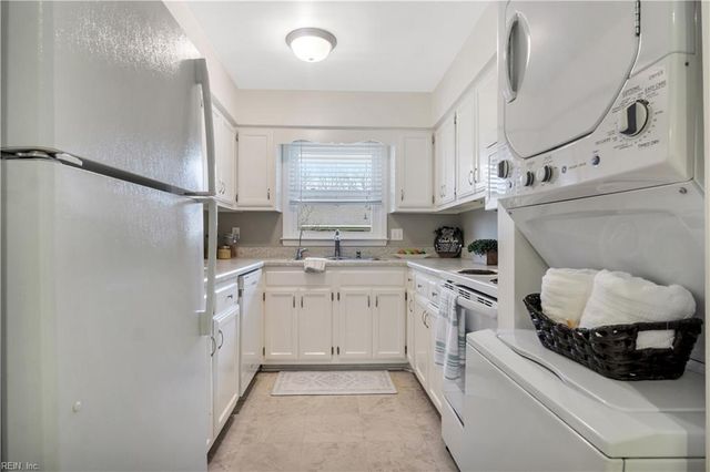 310 Patriot Ln Unit F, Williamsburg, VA 23185