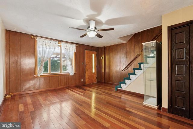 5450 ERDRICK ST, Philadelphia, PA 19124