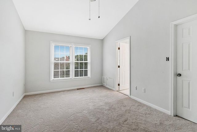 208 ELLSWORTH ST, Alexandria, VA 22314