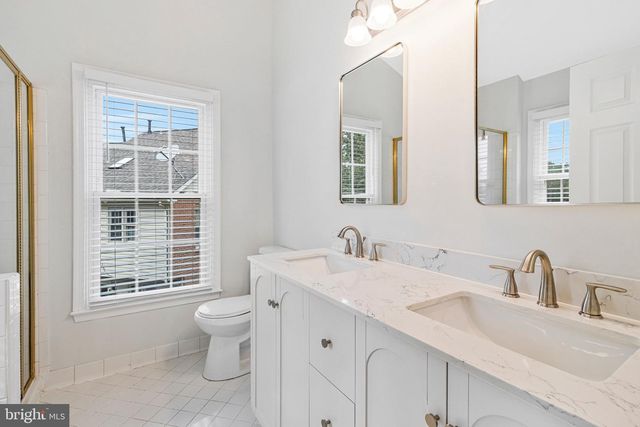 208 ELLSWORTH ST, Alexandria, VA 22314